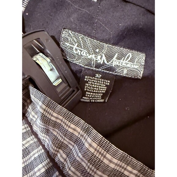 Travis‎ Matthew  Men's Gray Plaid Shorts Flat Front Size 32 - Picture 7 of 9